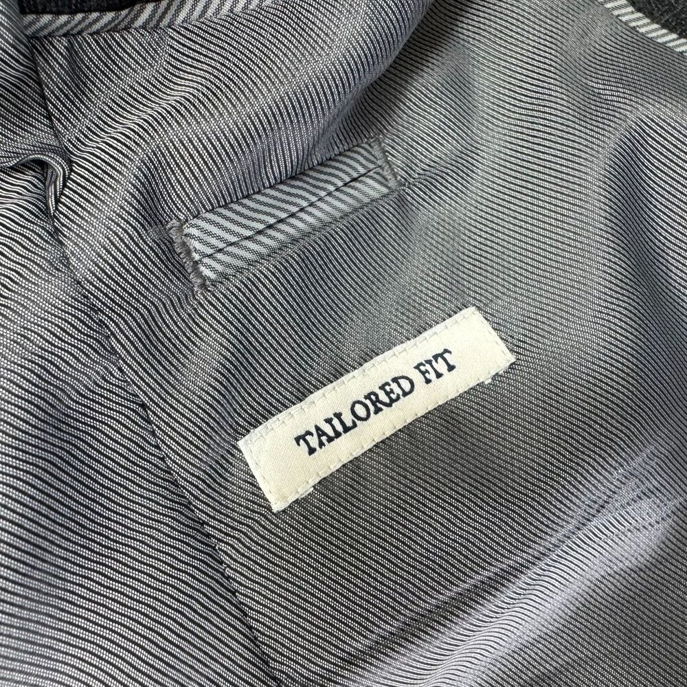 Jos A Bank 1905 2 Piece Suit 39R Blazer 33X29 Pants Windowpane Plaid Gray Wool - Picture 8 of 16